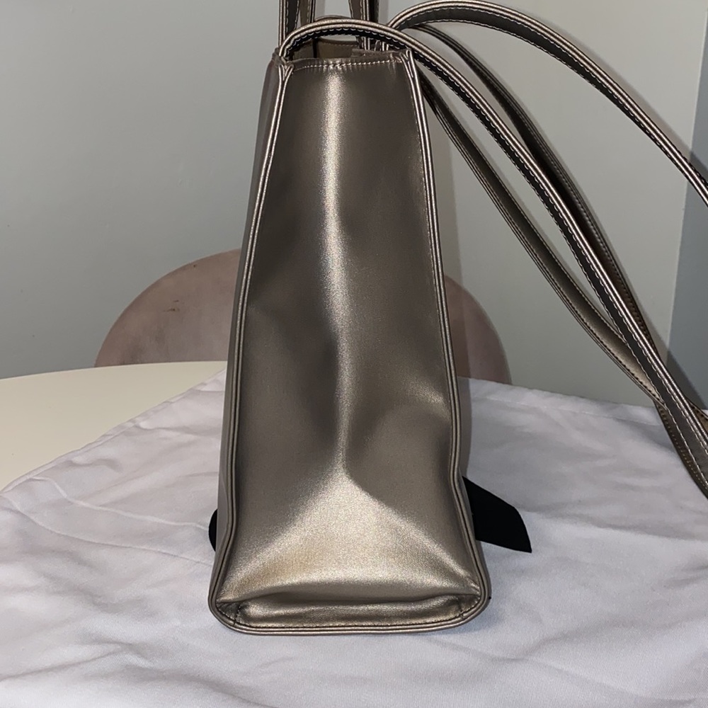 Telfar Medium Bronze Shopping Bag - Picture 7 of 8